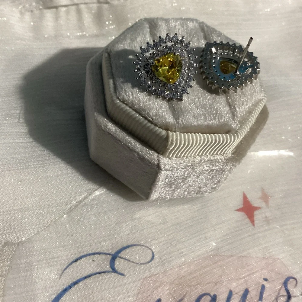 💛 Gorgeous Canary Yellow Heart shaped Studs with Sparkling Double Halo